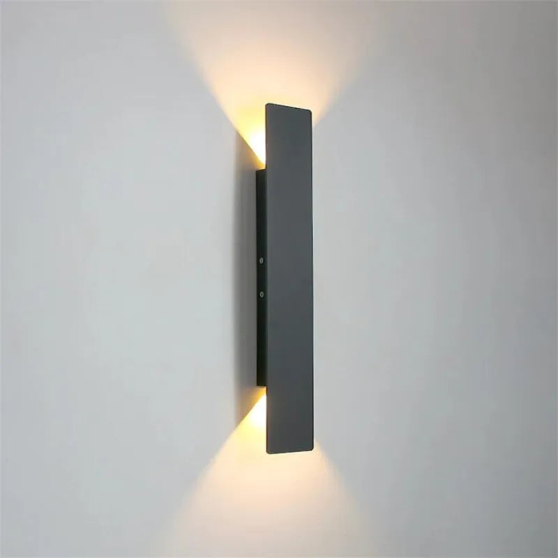18W Waterproof Outdoor Wall Lamp